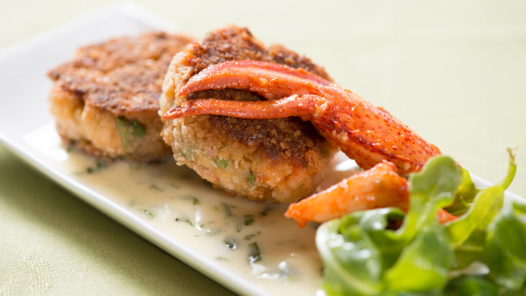 Asian Maine Lobster Cakes with Tarragon Aioli recipe image