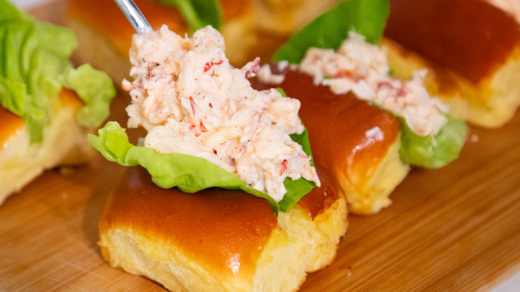 Air-Fried Maine Lobster Rolls recipe image